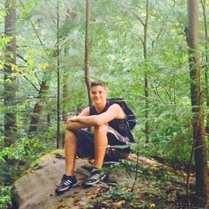 Meet your Posher, Ethan